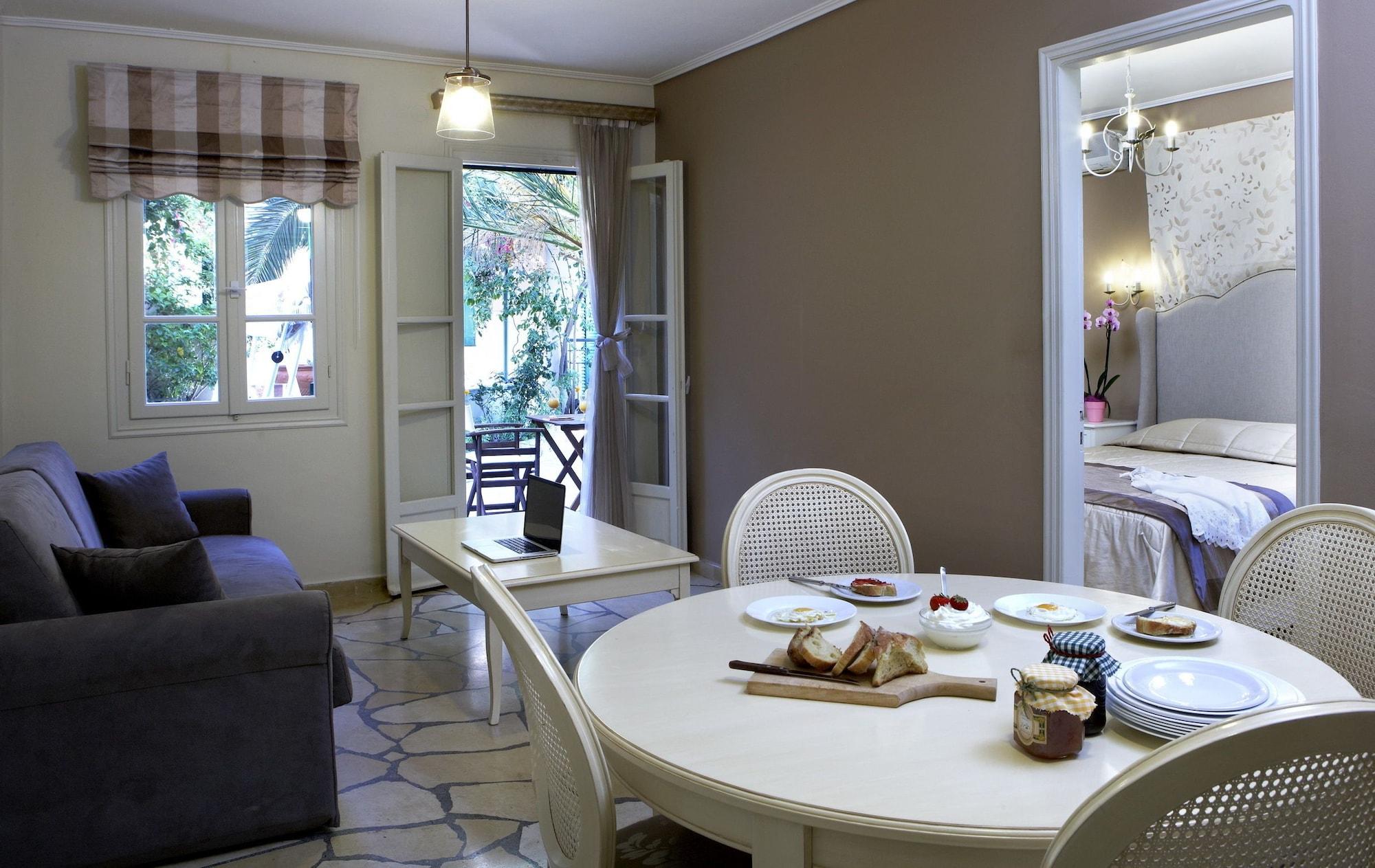 Dafnoudi Hotel Apartments Antipata エクステリア 写真